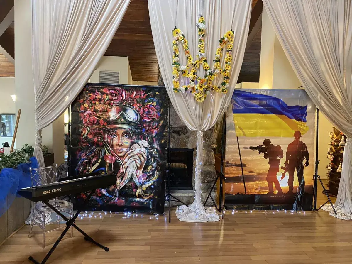 Благодійна виставка-аукціон: «Мистецтво – це також зброя»