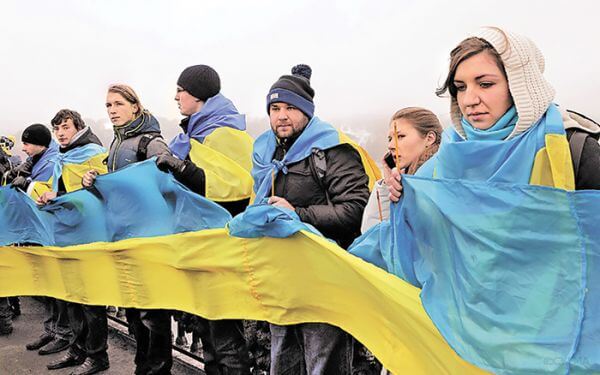 москва завжди  нищила українську соборність