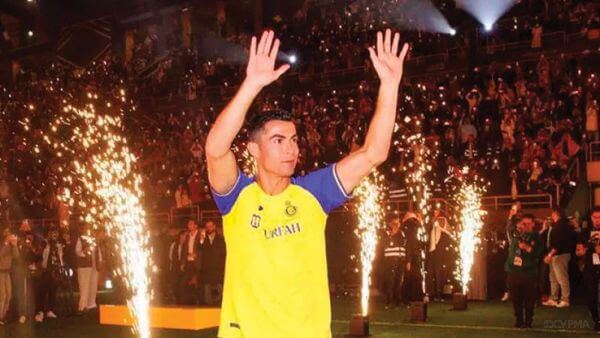 Cash rules everything around me: футболісти, які вибрали гроші