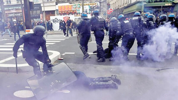 Протести у Франції: як можна втратити владу, не прислуховуючись до суспільства