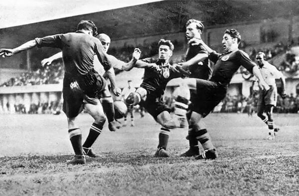 Чемпіонат світу з футболу 1934 року: як  у фашистській Італії мундіаль проводили