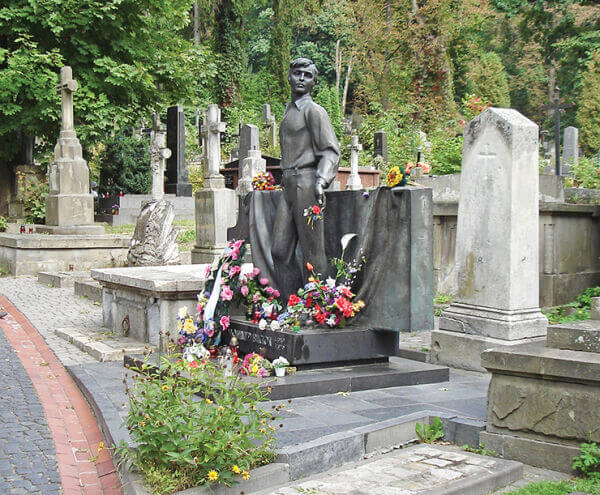 Володимир Івасюк: геній, який зарано пішов у засвіти