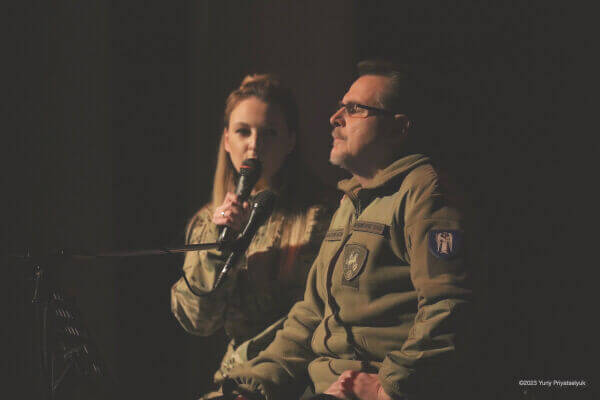 «Слово – зброя»,  або Як алмази стають діамантами