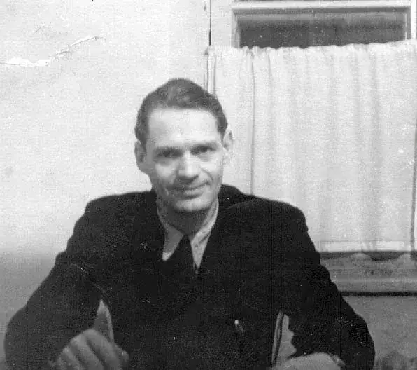 Замість катедри каторга:  життя і герць Дон Кіхота  ХХ століття Олекси Тихого