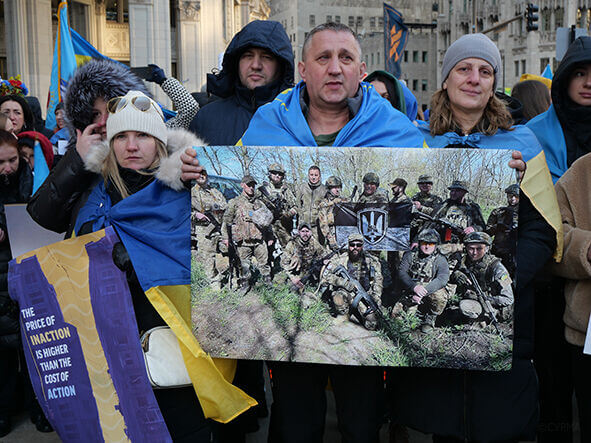 Ще українці спали тихо, як із росії вже летіло чорне лихо…