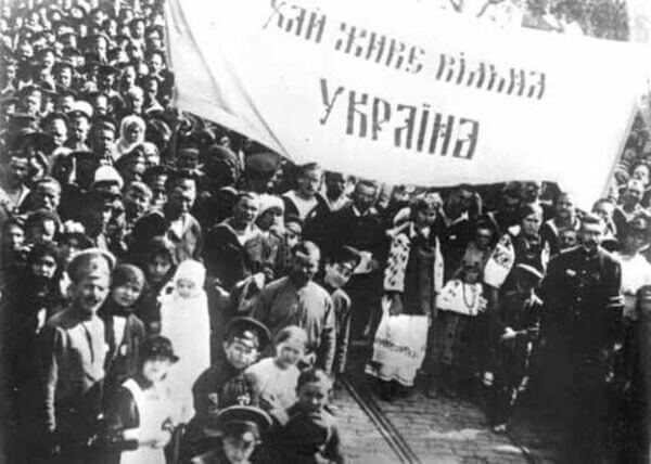 ТУП-туп – і Центральна Рада звернула не туди…