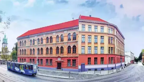 «Руки геть від УАД»: боротьба унікального вишу за незалежність