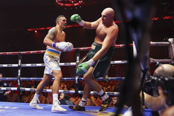 Огляд спортивних новин тижня: бокс, футбол, Олімпіада