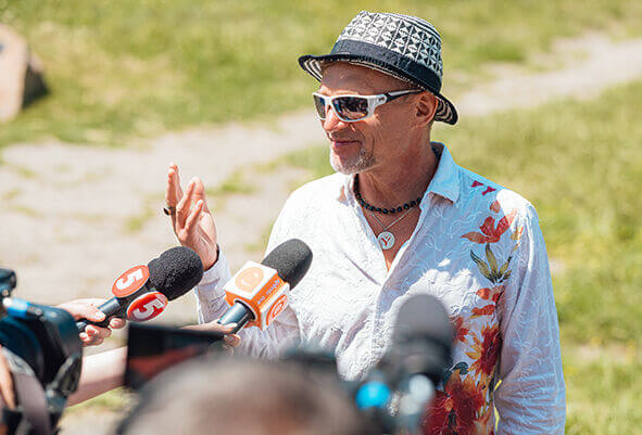 20 років «Країні мрій»: слово,  музика, традиція