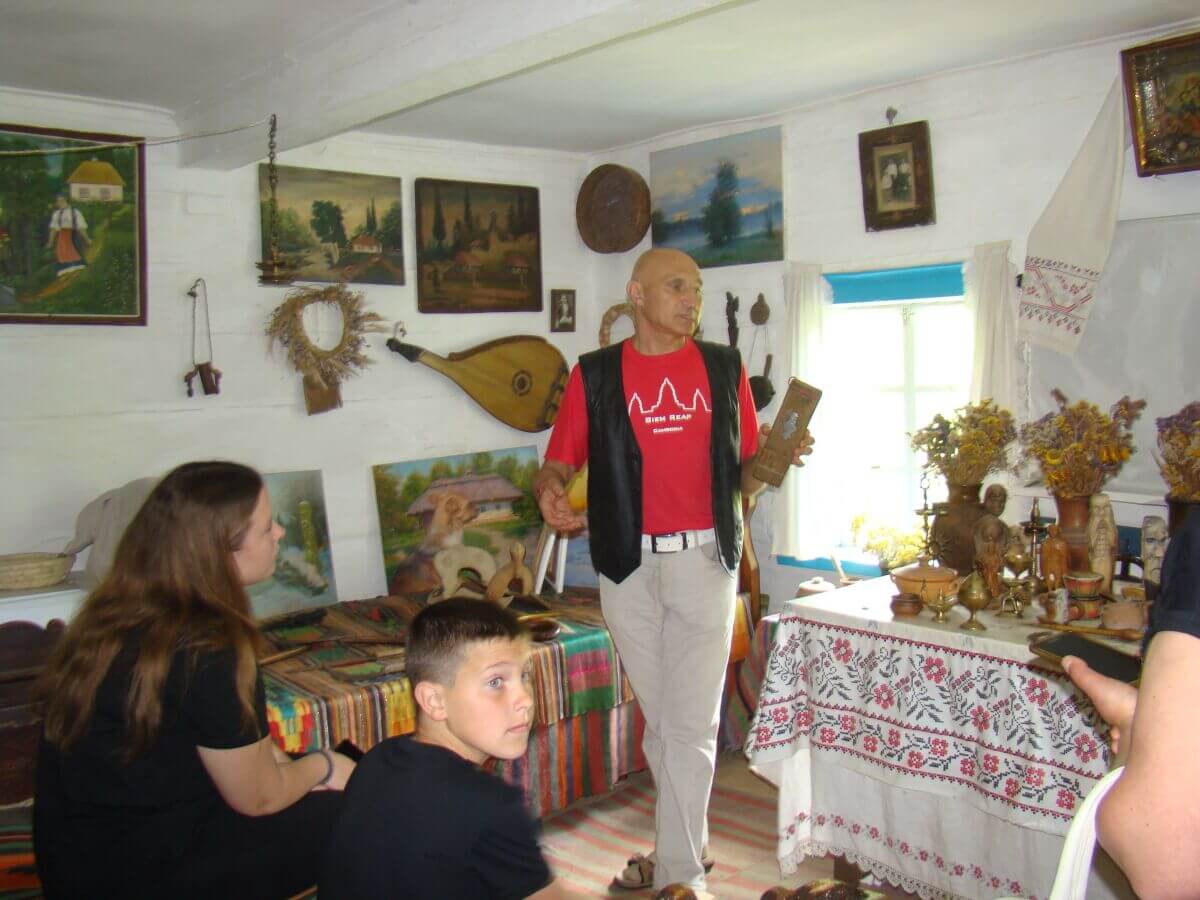 Юрій Камишний: «Молитва художника – це його картини»