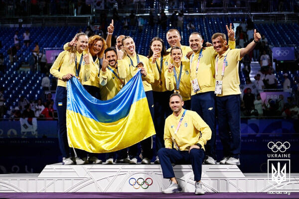 Огляд спортивних новин тижня:  олімпійські медалі для наших  спортсменів, «Динамо» та Артем Довбик