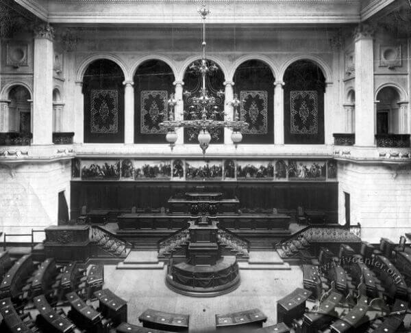 Перший університет Львова: крізь століття та імперії