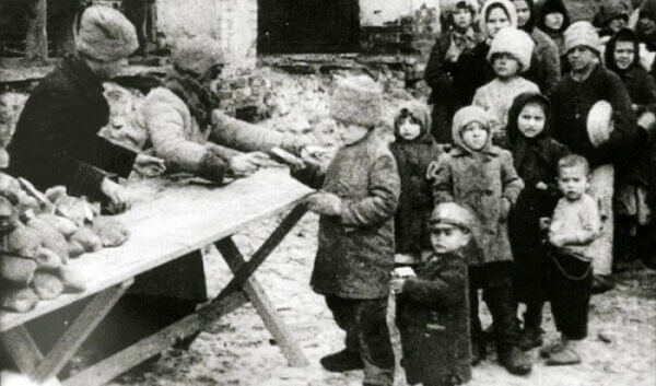 Травма, яка об'єднує: радянський Голодомор-геноцид 1932-33 рр. в Україні