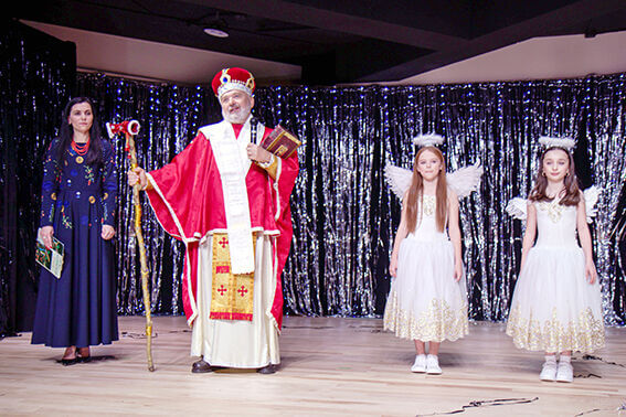 «Вишиванка» зустріла свято Миколая на… вечорницях