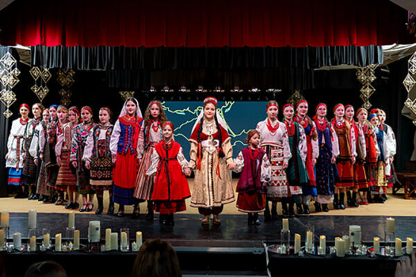 А за столом Святвечірнім – дух любові, родини і України