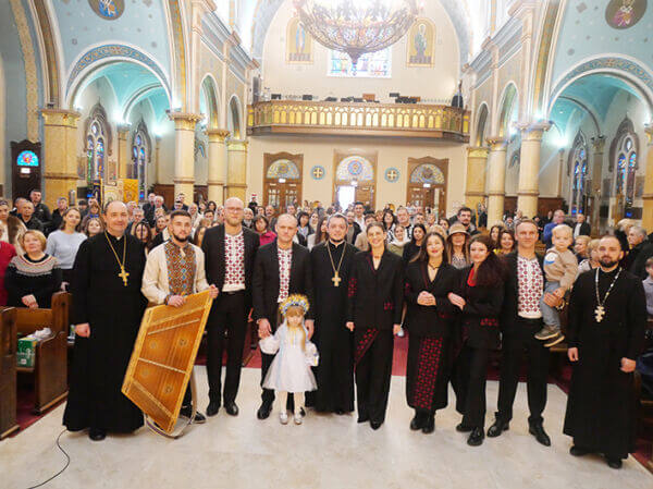 І линула колядка – немов би голос неба і землі