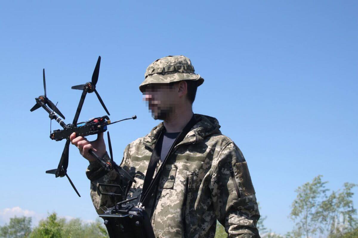 «Коли ти зрозумієш, що твоя нація може зникнути, тоді сприйматимеш цю війну інакше». Інтерв'ю з військовослужбовцем