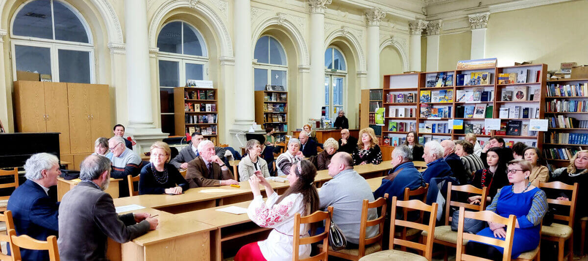 Круглий стіл «Українка в історичному просторі нації»