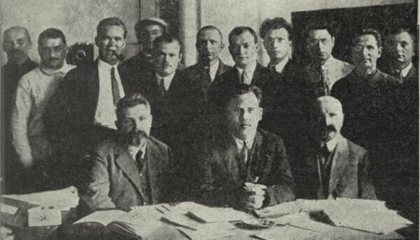 Українські поети 20-х років ХХ століття: «Вином кипіла кров…»