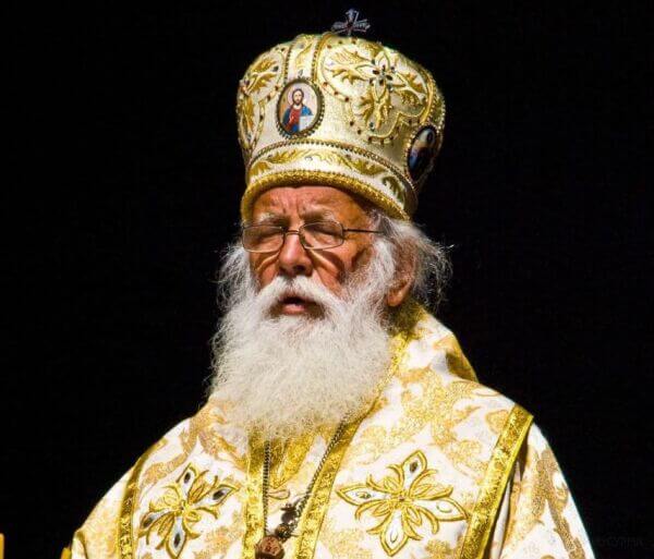 Архієпископ Степан: Поки ми маємо в серці те, що не вмирає, Україна буде жити