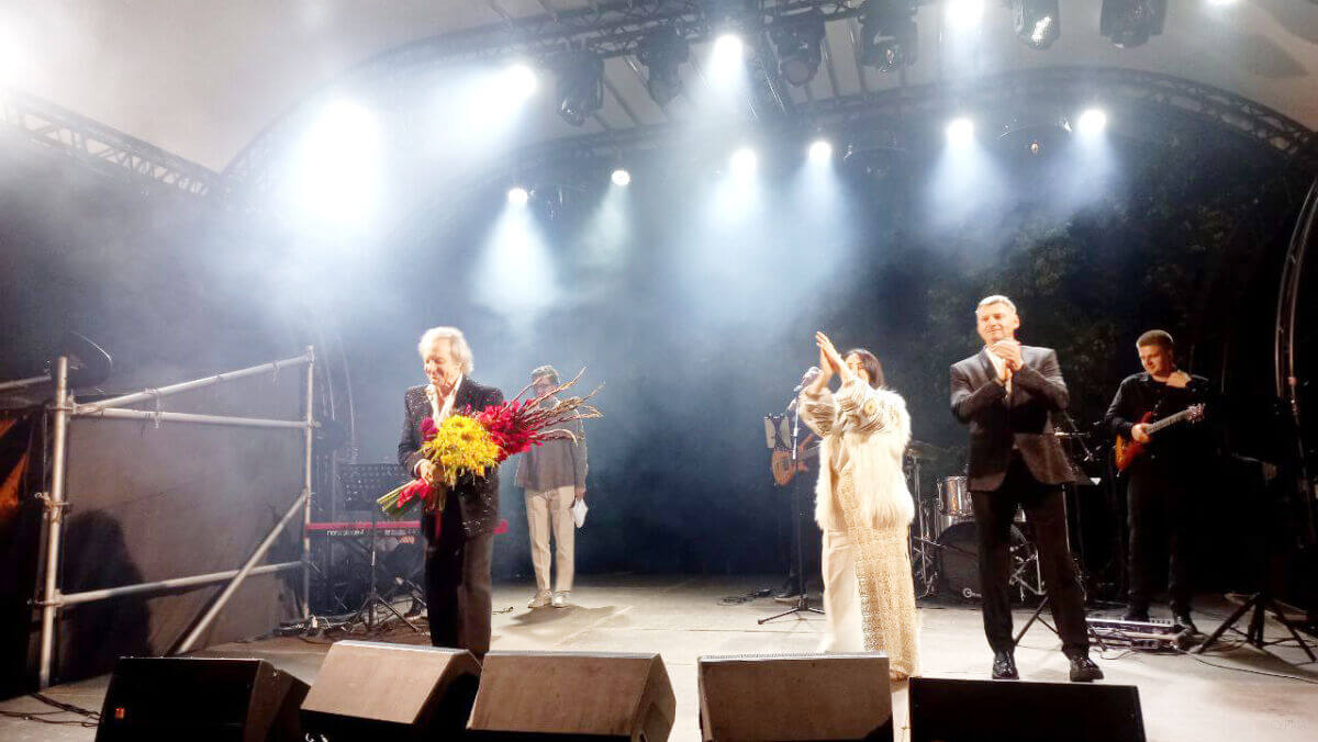 Василь Зінкевич на День Незалежності співав у митрополичих садах