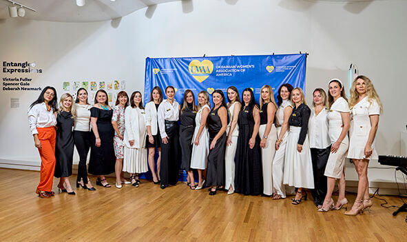 В Україні є Місто Добра. А в Чикаго – його благодійники-чарівники