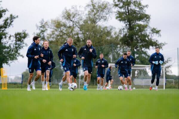 Огляд спортивних новин тижня: початок дороги до ЧС-2026, єврокубкові перспективи та нові команди для українців