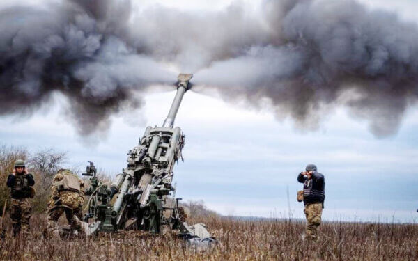 Між гаслами й реальністю: чому Україна слабшає