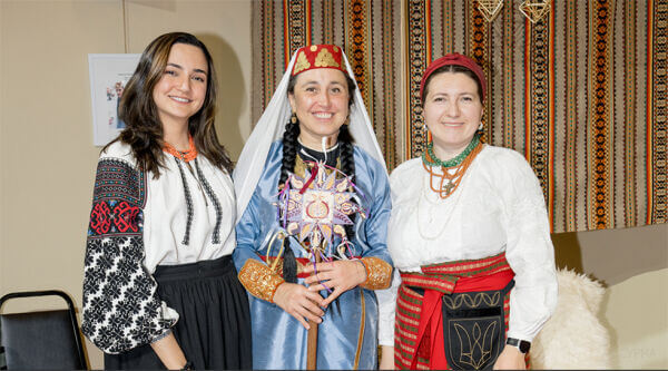 Творці та виконавці «Розколяди» Ольги Гурняк в Нью-Йорку